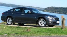 Infiniti M III - galeria redakcyjna - prawy bok