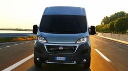 Fiat Ducato III Facelifting Furgon (2014) - widok z przodu