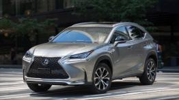 Lexus NX 200t F-Sport (2015) w Seattle - widok z przodu