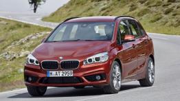 BMW 218d Active Tourer (2014) - widok z przodu