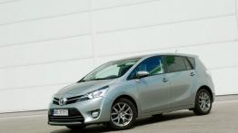 Toyota Verso Minivan Facelifting 1.8 Valvematic 147KM 108kW 2013-2018