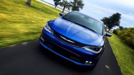 Chrysler 200S (2015) - widok z przodu