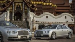 Bentley Flying Spur V8 (2014) - lewy bok