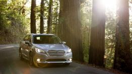 Subaru Legacy VI (2015) - widok z przodu