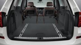 BMW X3 F25 Facelifting (2014) - tylna kanapa złożona, widok z bagażnika