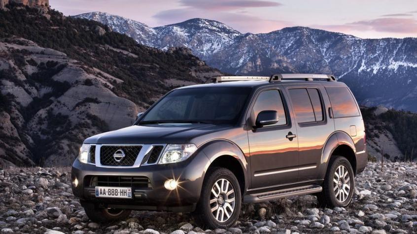 Nissan Pathfinder III Terenowy Facelifting