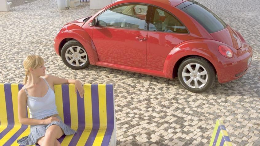 Volkswagen New Beetle Hatchback 1.6 102KM 75kW od 2000