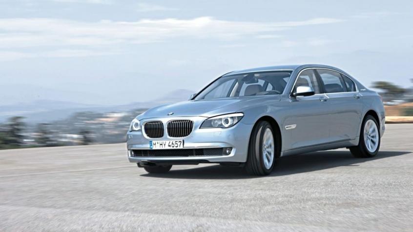 BMW Seria 7 F01 Sedan 750i 407KM 299kW 2008-2012