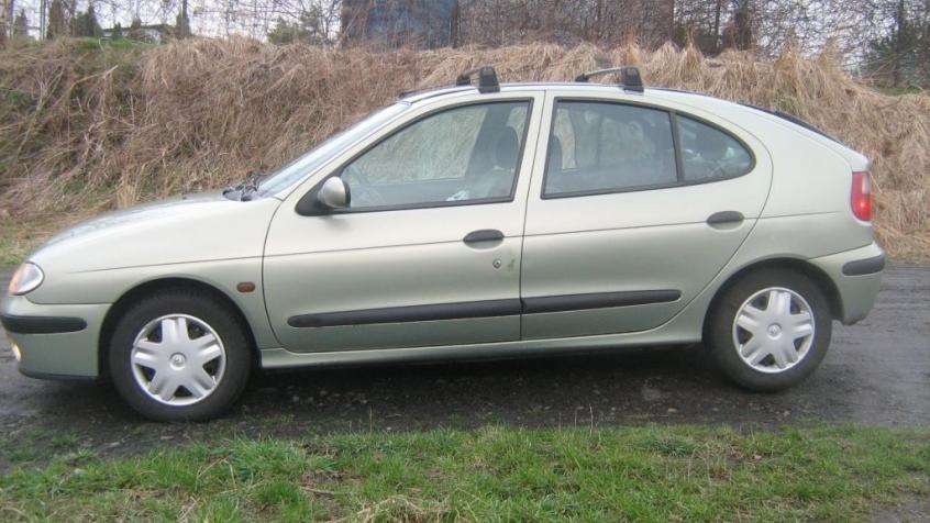 Renault Megane I Hatchback 1.4 Eco 70KM 51kW 1996-1997