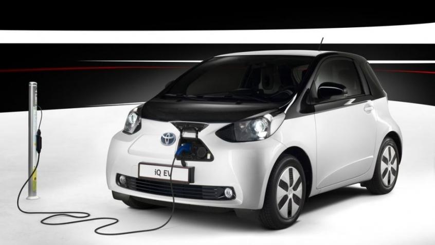 Toyota iQ