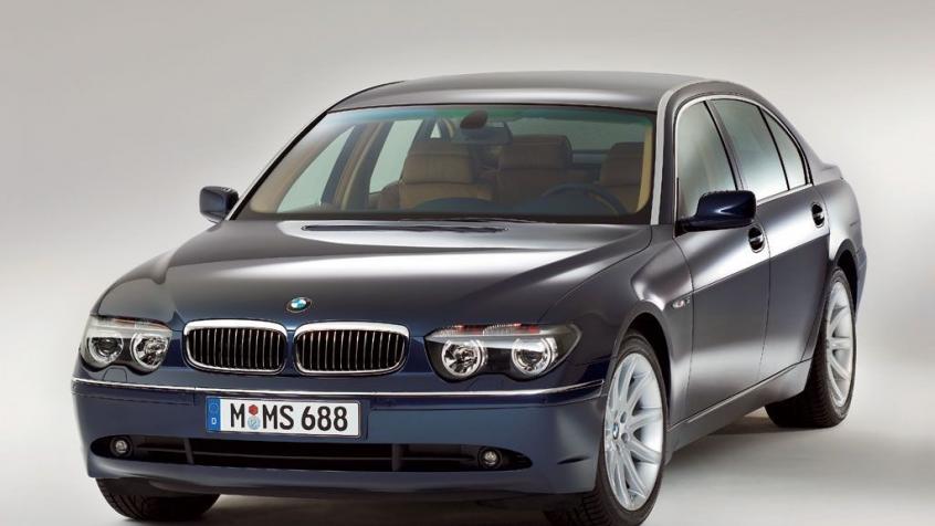 BMW Seria 7 E65 Sedan L 750 i  362KM 266kW 2005-2007