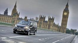 Nissan NV200 London Taxi - widok z przodu