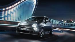 Fiat 500S - widok z przodu
