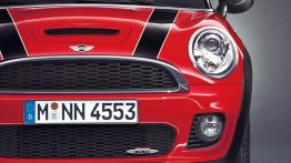 Mini Clubman John Cooper Works - widok z przodu