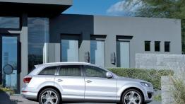 Audi Q7 I SUV Facelifting V12 TDI quattro 6.0 TDI V12 500KM 368kW 2009-2011