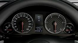 Mercedes CLC - deska rozdzielcza