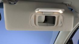 Toyota Avalon 2010 - inny element wnętrza z przodu