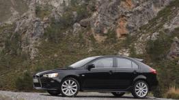 Mitsubishi Lancer IX Hatchback - lewy bok