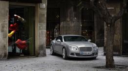 Bentley Continental GT 2011 - widok z przodu
