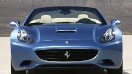 Ferrari California 4.3 490KM 360kW od 2008