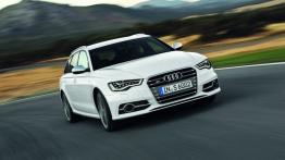 Audi S6 Avant 2012 - widok z przodu