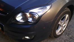 Hyundai i30 Hatchback - galeria społeczności - lewy przedni reflektor - wyłączony