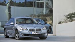 BMW serii 5 ActiveHybrid - widok z przodu