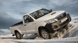 Toyota Hilux VII Single Cab Facelifting - widok z przodu