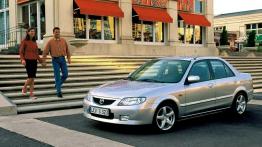 Mazda 323 - lewy bok