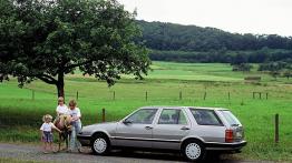 Lancia Thema - lewy bok