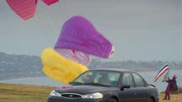 Ford Contour - widok z przodu