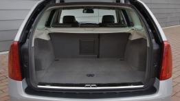 Cadillac BLS Wagon - bagażnik
