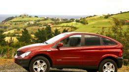 Ssangyong Actyon 2007 - lewy bok