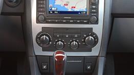 Chrysler 300C Touring - konsola środkowa