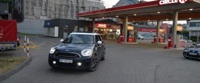 #MINI #Countryman #hybrid #spalanie #tankowanie #CircleK #CircleKPolska, zdjęcie 2