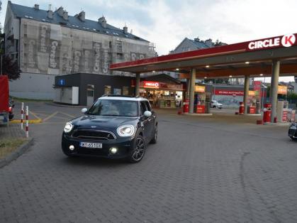 #MINI #Countryman #hybrid #spalanie #tankowanie #CircleK #CircleKPolska