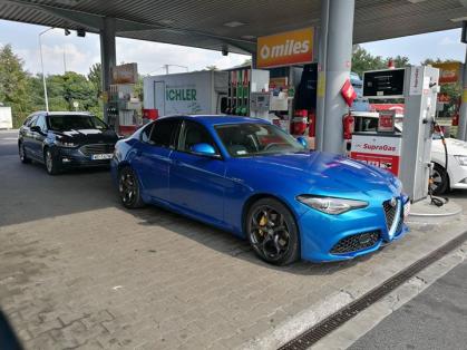 #AlfaRomeo #Giulia #Veloce #Ford #Mondeo #hybrid #tankowanie #CircleK