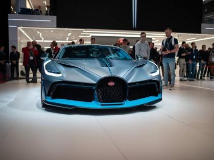 #Bugatti #MichelinGIMS #Michelin #genewa2019 #Chiron #Divo #LaVoitureNoire