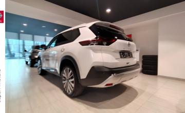 Nissan X-Trail IV 1.5 VC-T e-POWER 213KM 2025 e-POWER / Hybryda / Tekna / Pakiet Premium / Felgi 20" / 4WD /, zdjęcie 2