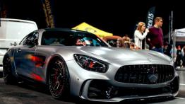 Jeden z tysiąca: Ferrari Testarossa z pneumatycznym zawieszeniem