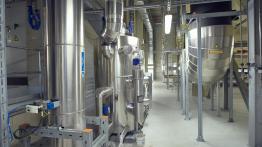 Śnieg w lipcu lub fala upałów w Boże Narodzenie? „Fabryka Pogody” Forda symuluje każdą pogodę