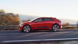 Elektryczny SUV Jaguara z godnymi uwagi osiągami