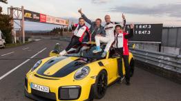 Porsche 911 GT2 RS ustanawia nowy rekord Nürburgringu