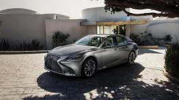 Flagowy Lexus w nowej odsłonie