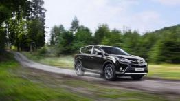 Toyota RAV4 z nowym silnikiem i kilkoma zmianami