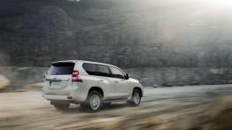Odświeżona Toyota Land Cruiser notuje sukcesy