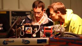 Polacy mistrzami oszczędności. PAKS zużył 0,299 l/100km!