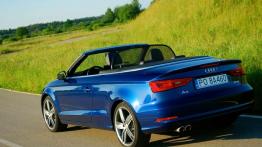 Audi A3 Cabriolet - niebo słoneczne nade mną