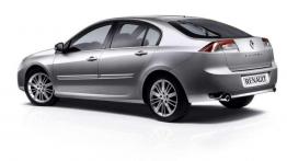 Renault Laguna GT z czterema skrętnymi kołami