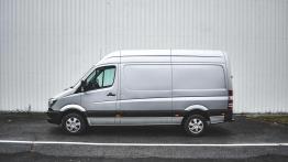 Mercedes Sprinter - bezpieczeństwo i komfort w trasie